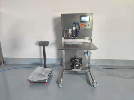 Sıcak Satış Yarım Otomatik Asetik Olmayan BIB Doldurucu 2L / 5L / 15L Çanta İçin Kutusu Meyve Juice / Süt / Yağ Doldurma Makinesi PLC ile