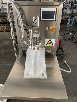 Özel Yapılandırılmış Aseptik Olmayan BIB Doldurma Makinesi SUS304/316 PLC ile 1-25L Çanta İçin Kutu Yağ/Susu/Sosu Doldurucu