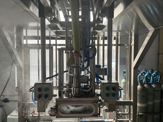 Çifte Başlı Özel 20-1000L BID Torba İçin Tüp Aseptik Doldurucu PLC SUS304 / 316 ile Meyve suyu / Marmelada / Pulp Ton Kutusu Doldurma Makinesi