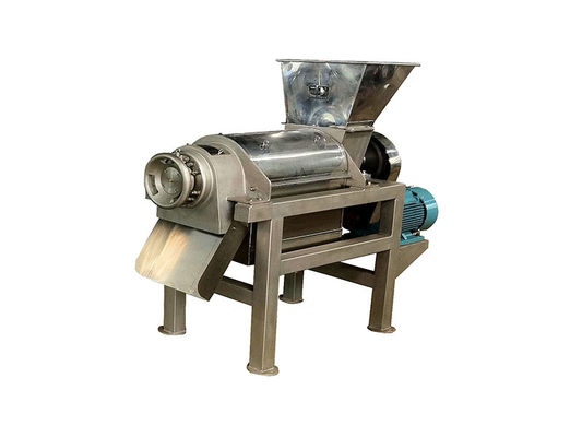 Gelişmiş Spiral Hindistan cevizi suyu makinesi 2-3T/H SUS304