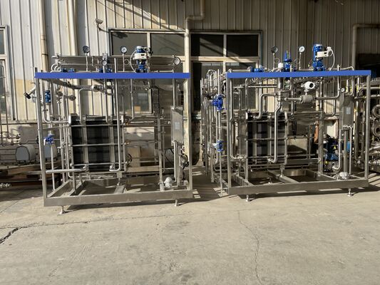 SUS304/316 süt / yoğurt / meyve suyu işleme hattı için PLC CIP ile 500L küçük pastörizasyon makinesi